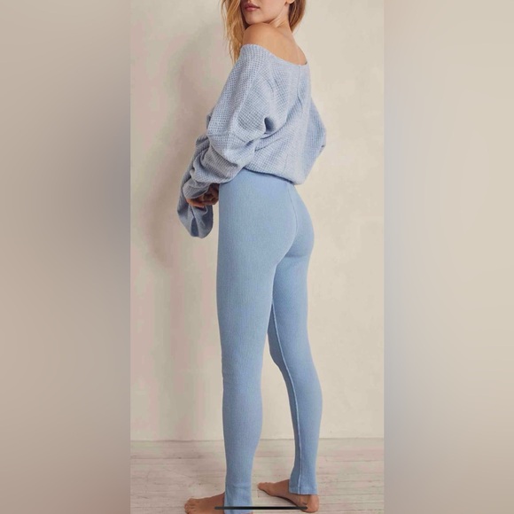💫FREE PEOPLE💫 Early Night Thermal Leggings - Picture 2 of 4